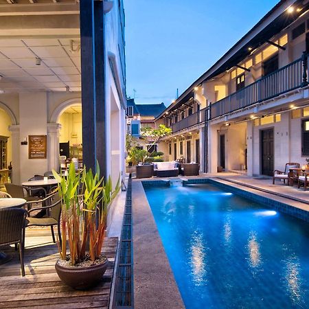 Noordin Mews Hotel George Town Exterior photo