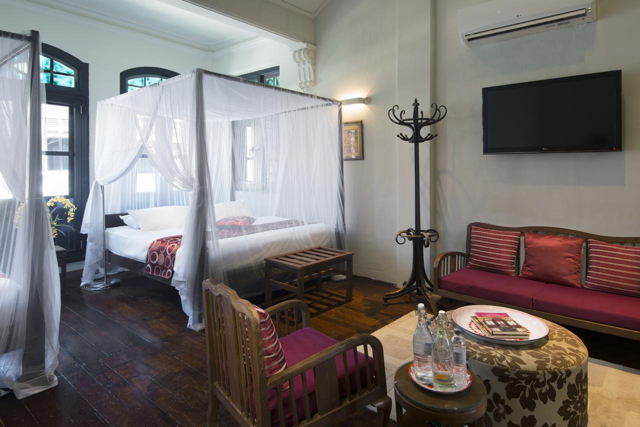 Noordin Mews Hotel George Town Exterior photo