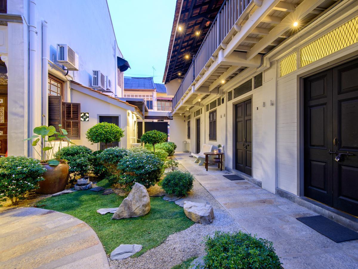 Noordin Mews Hotel George Town Exterior photo