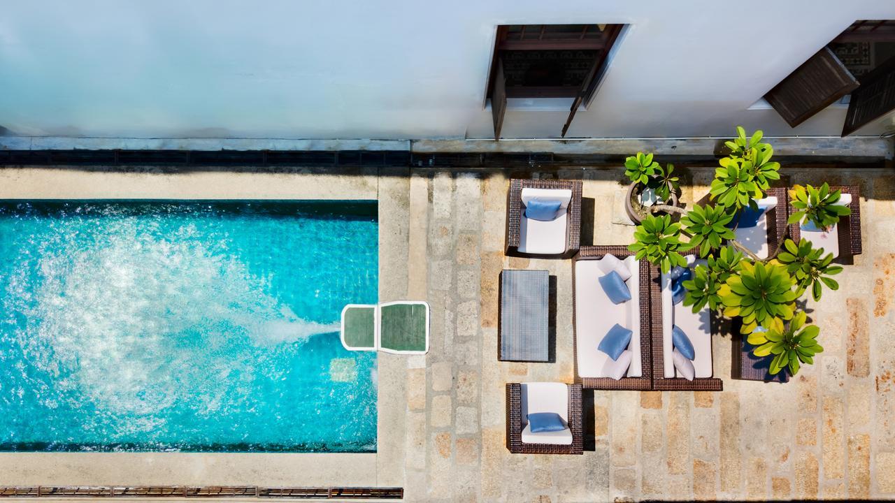 Noordin Mews Hotel George Town Exterior photo