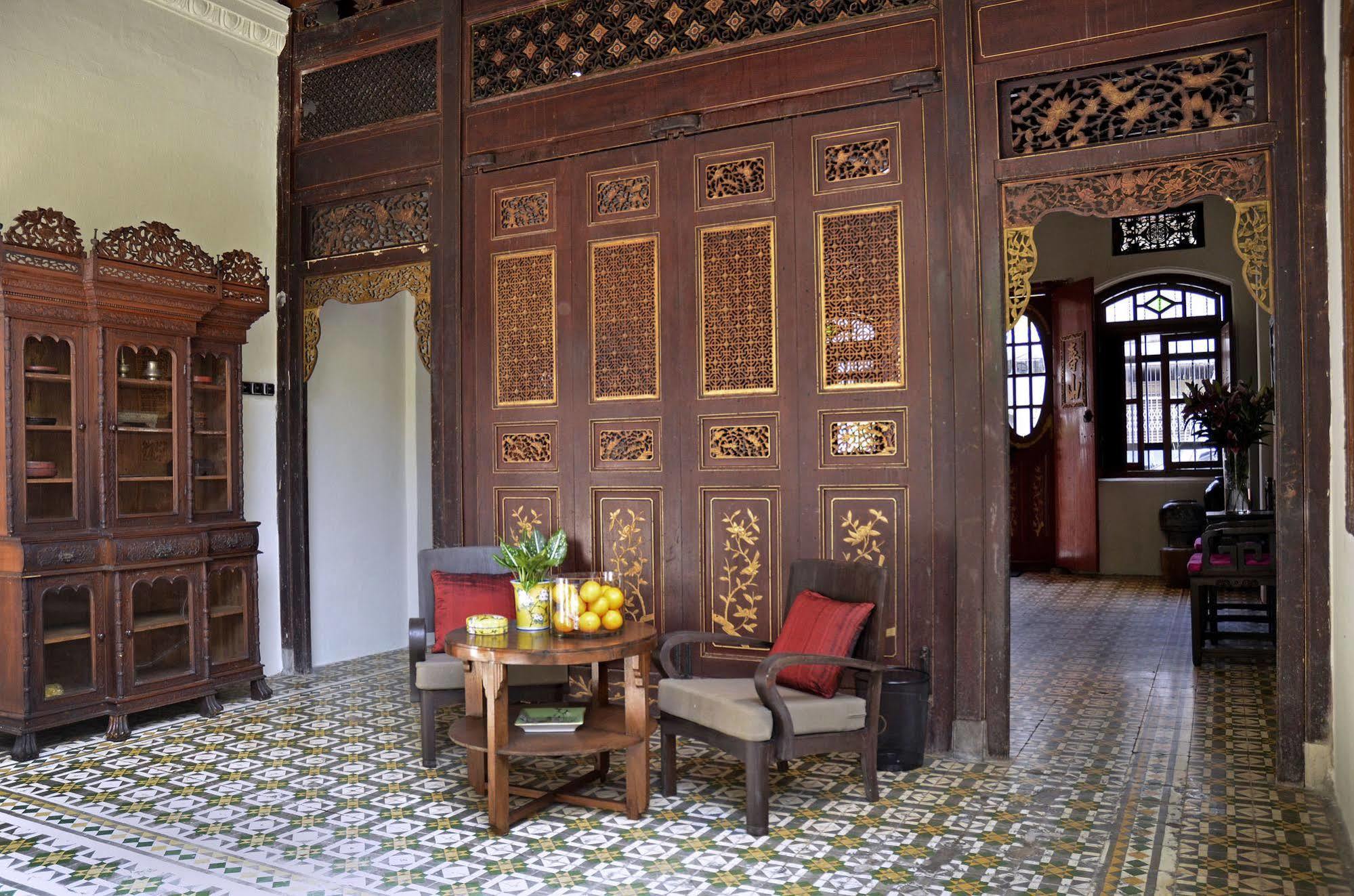 Noordin Mews Hotel George Town Exterior photo
